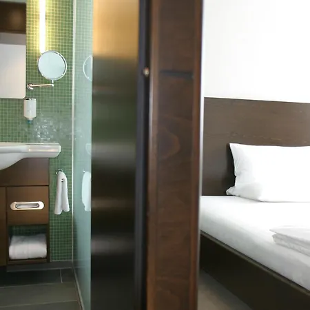 Corbin Muenchen Airport Business Hotel 3*