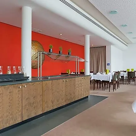 Corbin Muenchen Airport Business Hotell 3*